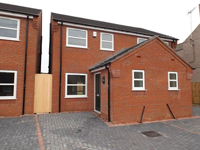 2 Bedroom Property To Rent In Albert Street, Sutton-In-Ashfield, NG17