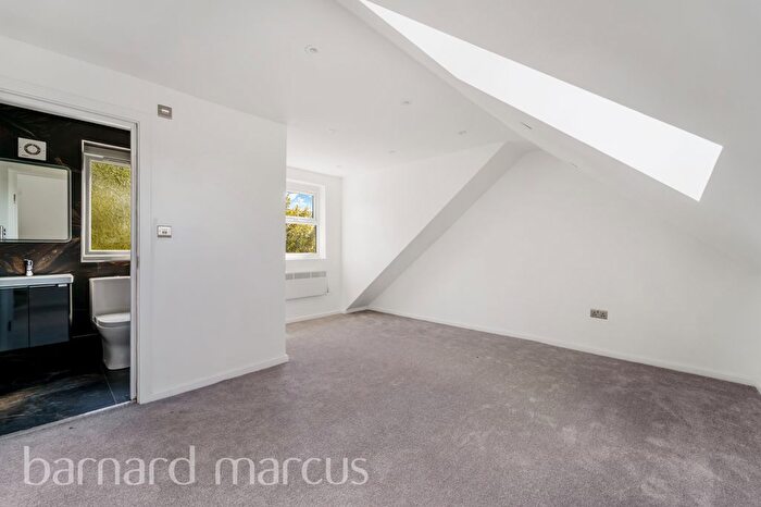 1 Bedroom Flat To Rent In Hounslow Road, Hanworth, Feltham, TW13