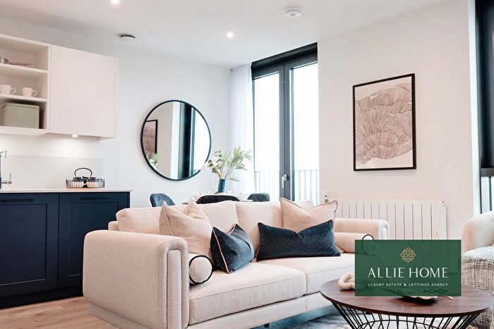 3 Bedroom Flat For Sale In Affinity View, London, E16