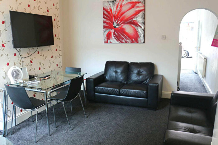 3 Bedroom House To Rent In Welford Street, Salford, M6