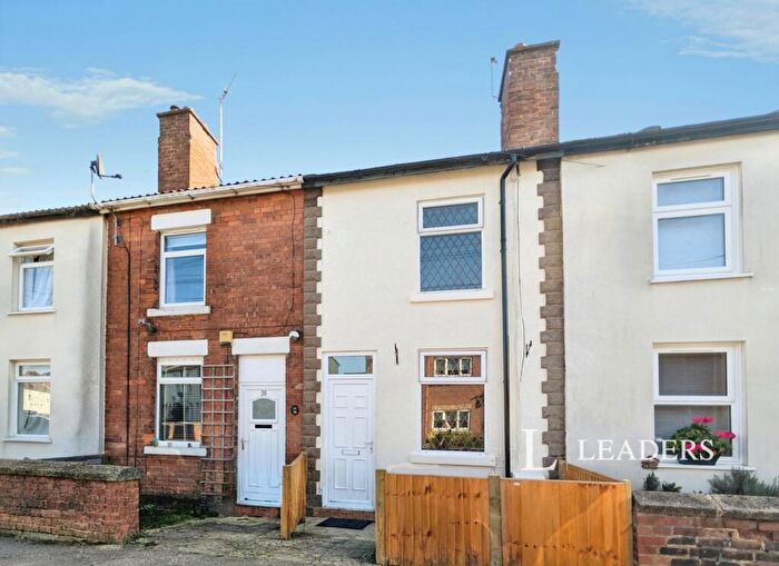 3 Bedroom Terraced House For Sale In Newcastle Street, Huthwaite, Nottinghamshire, NG17