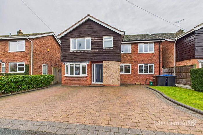 5 Bedroom Detached House For Sale In Meadow Rise, Barton-under-Needwood, DE13