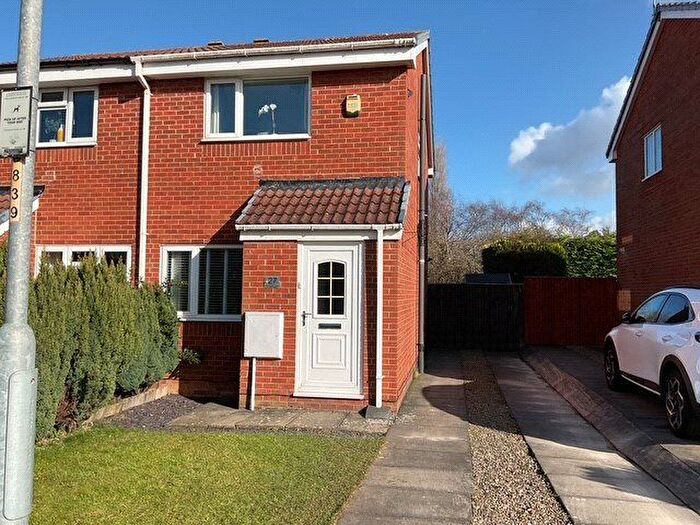 2 Bedroom Semi-Detached House For Sale In Dentdale Close, Yarm, Durham, TS15