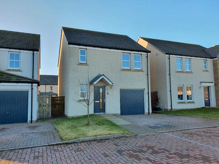 3 Bedroom Detached House To Rent In Newlands Lane North, Cove, Aberdeen, AB12