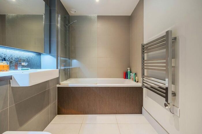 1 Bedroom Flat For Sale In Kidbrooke Park Road, Kidbrooke, London, SE3