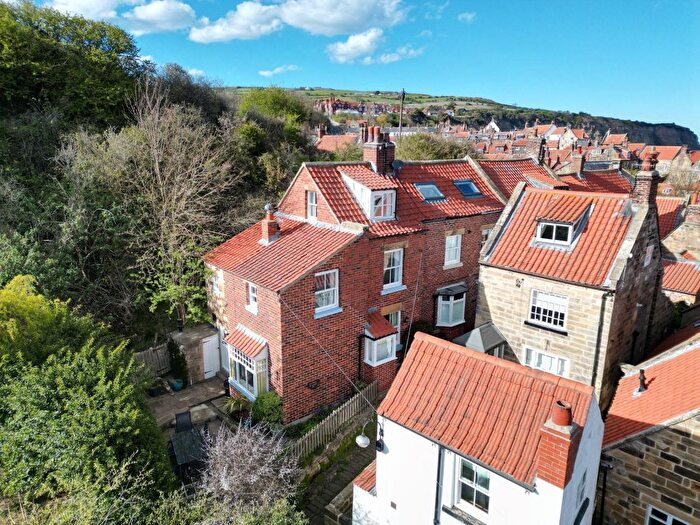 3 Bedroom Cottage For Sale In Greenfield House, Robin Hoods Bay, YO22