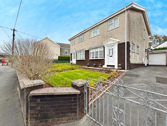 3 Bedroom Semi-Detached House For Sale In Pentre Road, Pontarddulais, Swansea, West Glamorgan, SA4