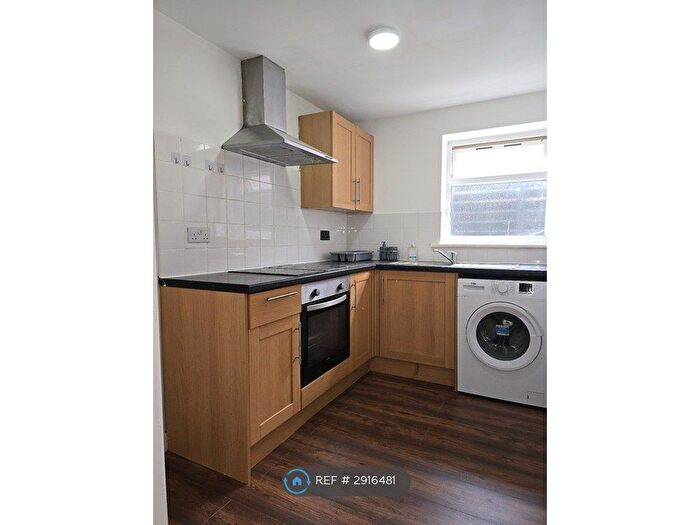 1 Bedroom Flat To Rent In Newland St, Rugby, CV22
