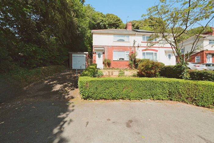 3 Bedroom Semi Detached House For Sale In Rolleston Avenue, Maltby, Rotherham, S66