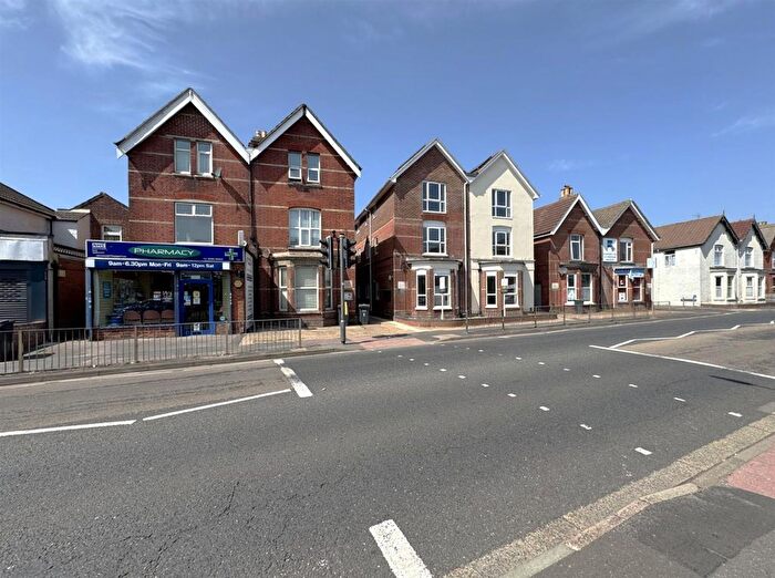 1 Bedroom Flat To Rent In Brockhurst Road, Gosport, PO12
