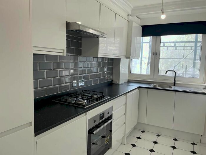 1 Bedroom Flat To Rent In St. Johns Wood Road, London, NW8