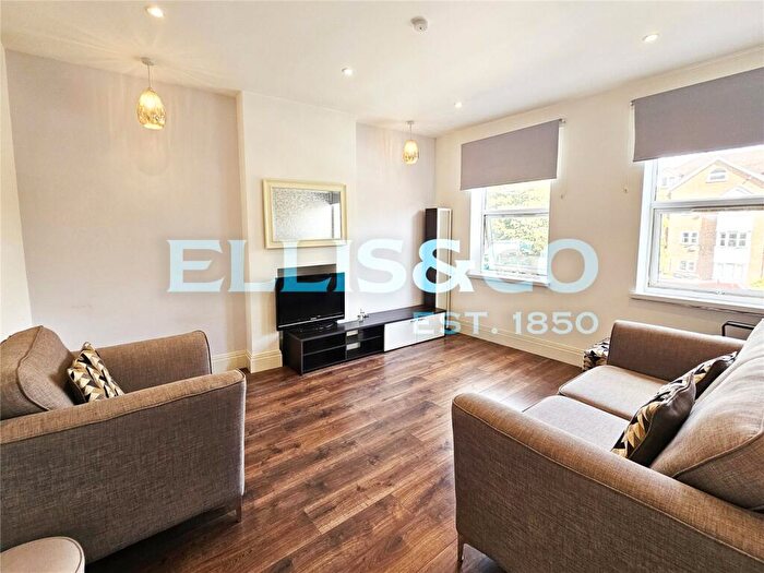4 Bedroom Apartment To Rent In Dominion Parade, Station Road, Harrow, HA1