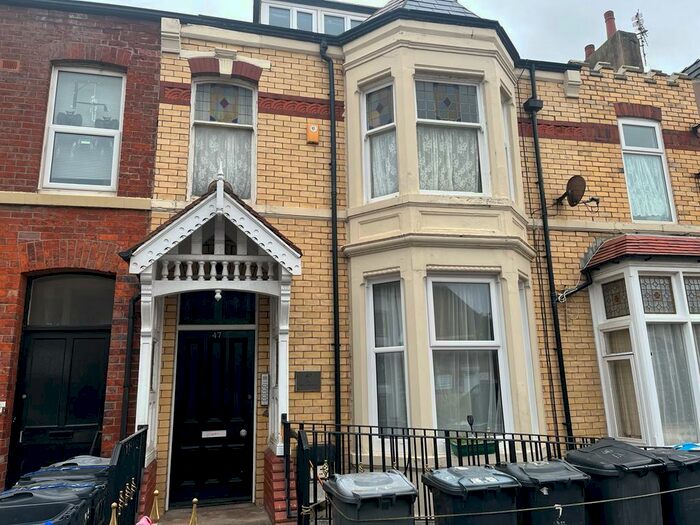 2 Bedroom Flat To Rent In St. Andrews Road South, FY8