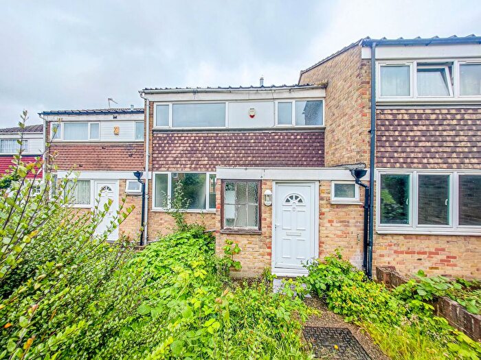 3 Bedroom Terraced House To Rent In , Charles Grinling Walk, Woolwich, SE18