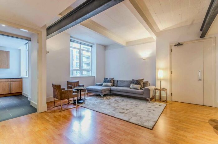 2 Bedroom Flat To Rent In Dingley Road, Islington, London, EC1V