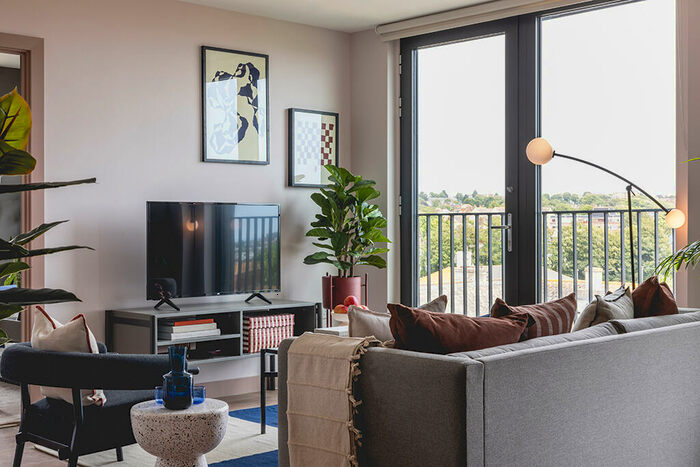 2 Bedroom Apartment To Rent In Hove Gardens, Ethel Street, Hove, BN3