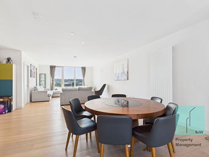 3 Bedroom Flat To Rent In Royal Wharf Walk, London, E16