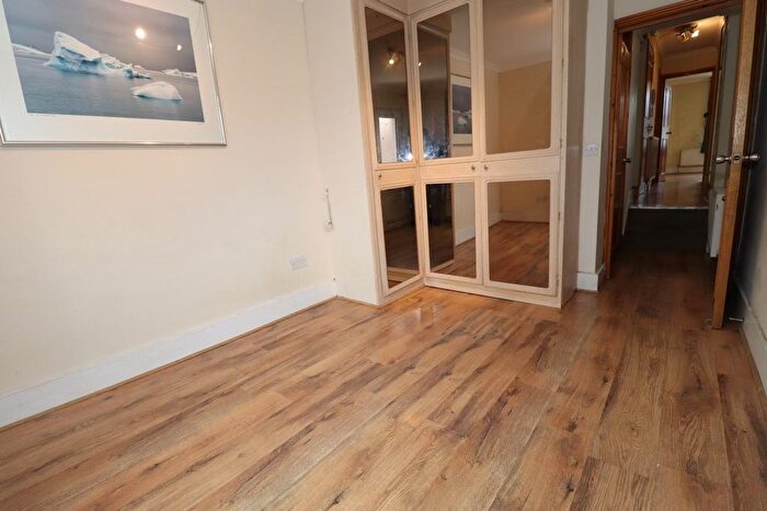 2 Bedroom Flat For Sale In Sherwood Road, South Harrow, HA2