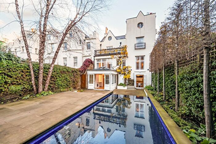 5 Bedroom Terraced House For Sale In Holland Park, London, W14