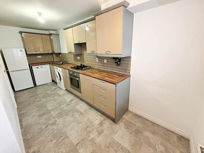 3 Bedroom Terraced House For Sale In Huxley Court, Stratford-upon-Avon, CV37