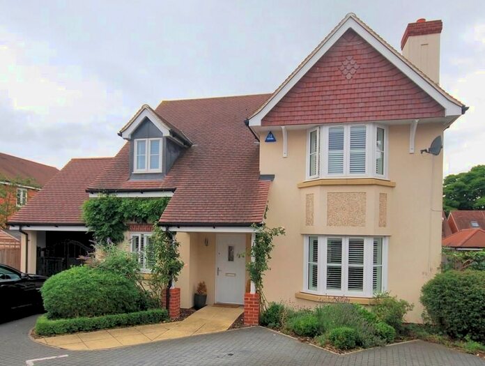 4 Bedroom Detached House To Rent In Jackson Place, Wendover, HP22