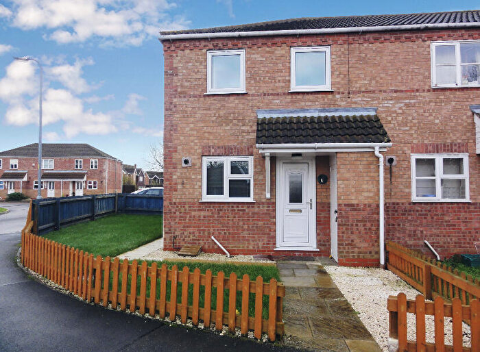 2 Bedroom House To Rent In Maiden Court, Saxilby, LN1