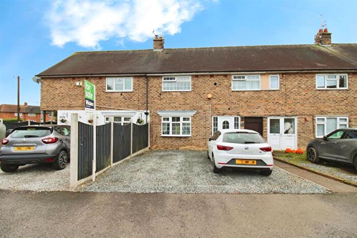 3 Bedroom Terraced House For Sale In Waveney Road, Hull, HU8