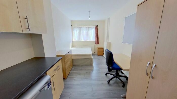 1 Bedroom Flat To Rent In Guildford Park Avenue, Guildford, GU2