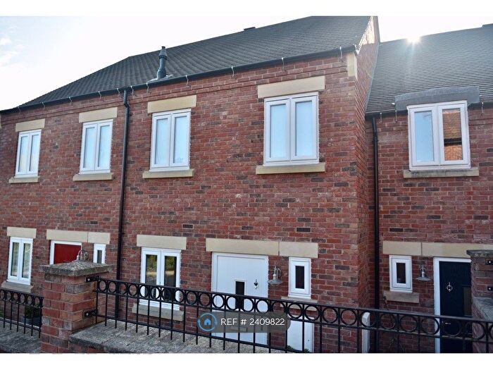 2 Bedroom Terraced House To Rent In Rosedale Mews, Ravenshead, Nottingham, NG15