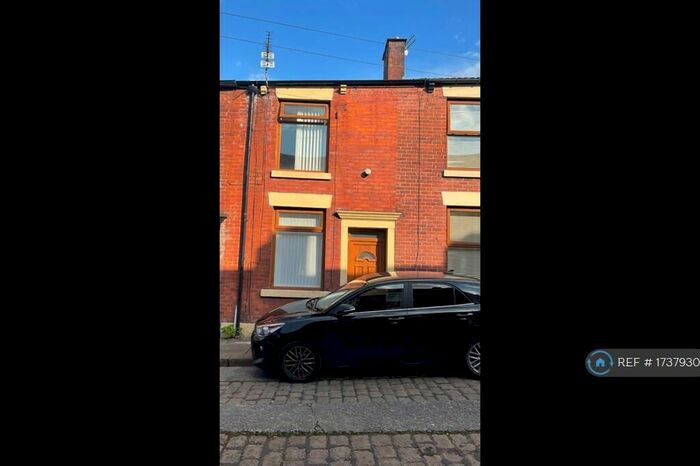 2 Bedroom Terraced House To Rent In Sand Street, Stalybridge, SK15