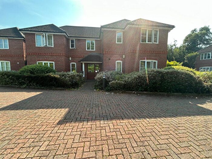 1 Bedroom Flat To Rent In Mallard Place, Farnborough, GU14