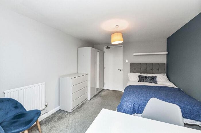 1 Bedroom Flat To Rent In Malin Hill, Varsity House Malin Hill, NG1