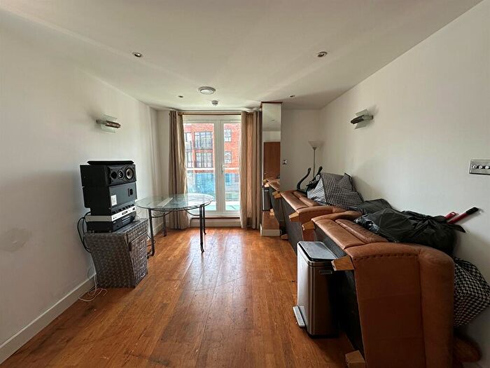 2 Bedroom Flat For Sale In Lyon Road, Harrow, HA1