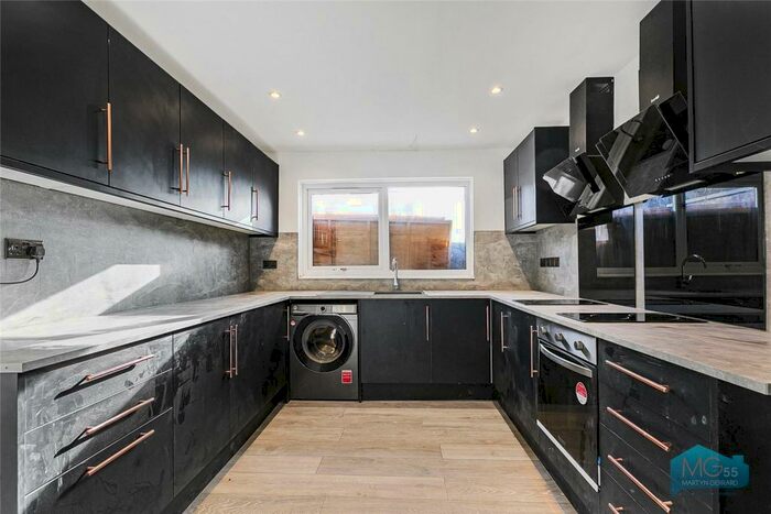 6 Bedroom End Of Terrace House To Rent In Brook Walk, East Finchley, London, N2