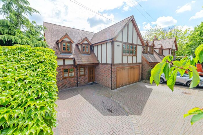4 Bedroom Detached House For Sale In Lower Higham Road, Chalk, Gravesend, Kent, DA12
