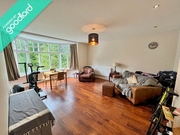 1 Bedroom Flat To Rent In The Beeches, Manchester, M20