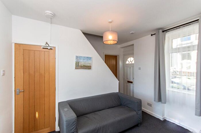 3 Bedroom Terraced House To Rent In Caellepa, Bangor, Gwynedd, LL57