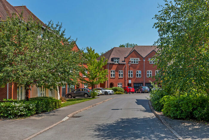 4 Bedroom Town House To Rent In Highcroft Road, Winchester, SO22
