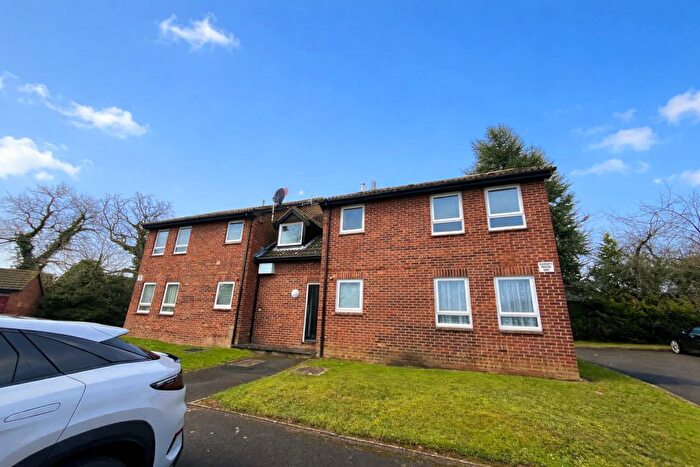 1 Bedroom Studio To Rent In Titchfield Close, Tadley, RG26