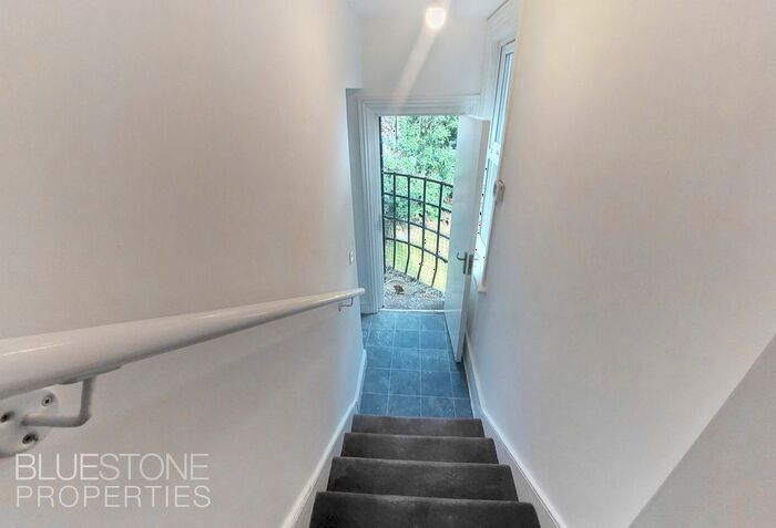 1 Bedroom Flat To Rent In Anerley Park, London, SE20