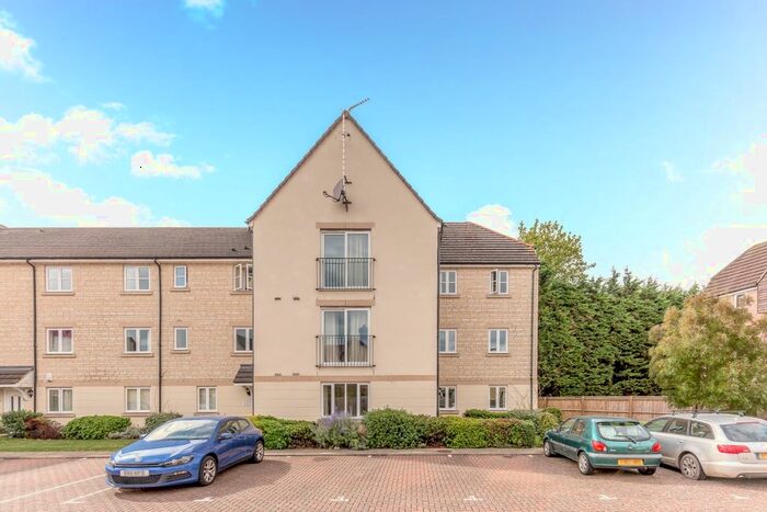 2 Bedroom Flat To Rent In Thornley Close, Abingdon, OX14