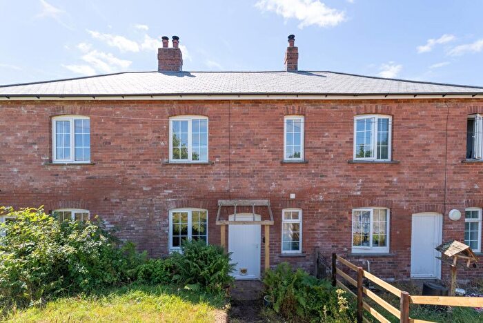 3 Bedroom Terraced House To Rent In Shobrooke, Efford, EX17