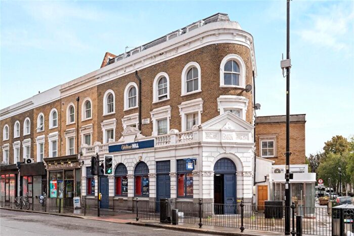 2 Bedroom Apartment To Rent In Essex Road, Canonbury, Islington, London, N1