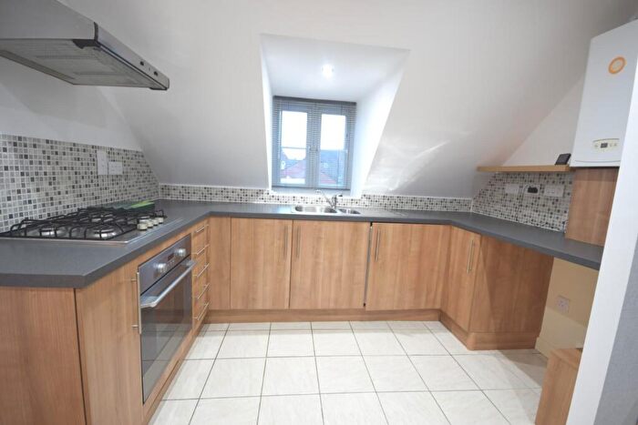 1 Bedroom Flat To Rent In Coach House With Parking & Garage - Ironwood Avenue, Desborough, NN14