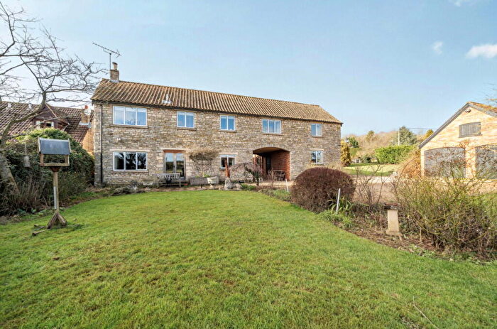 4 Bedroom Detached House For Sale In Four Bedroom Property With Land And Outbuildings, Little Bytham, NG33