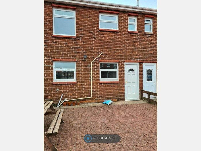 3 Bedroom End Of Terrace House To Rent In Norwich Close, Ashington, NE63