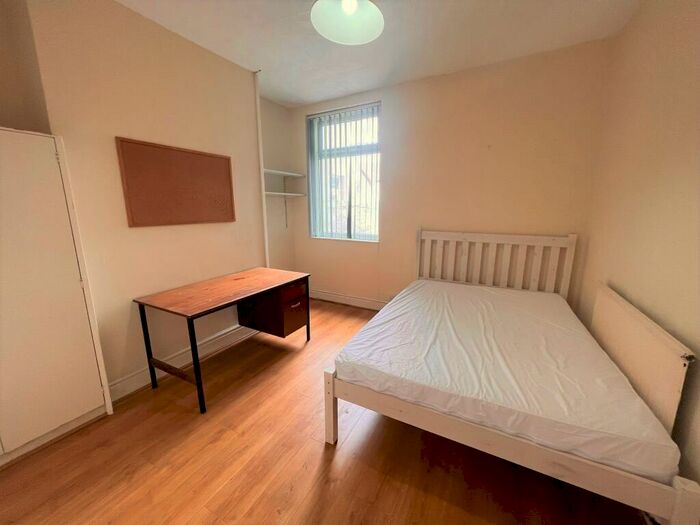 5 Bedroom Terraced House To Rent In Toronto Road, Horfield, Bristol, BS7