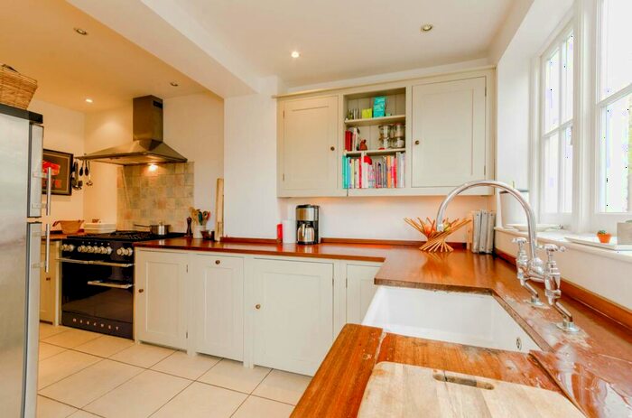 4 Bedroom House To Rent In Claremont Road, Highgate, London, N6
