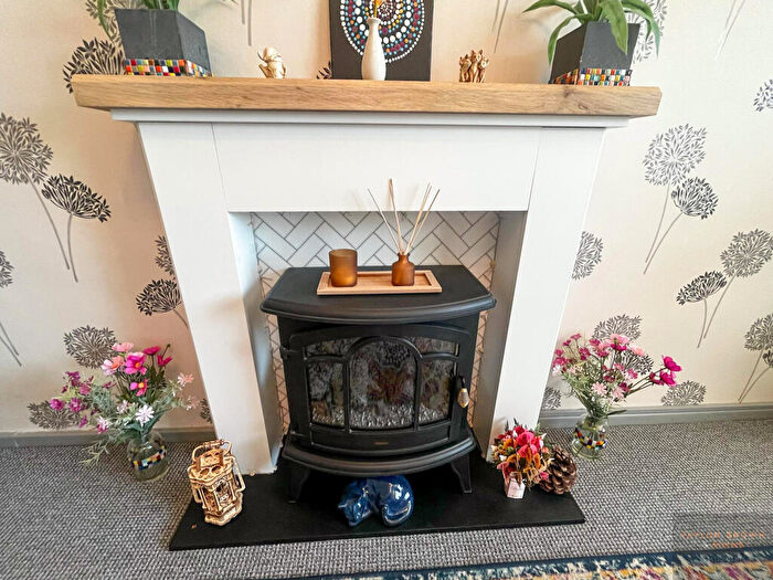 2 Bedroom Detached Bungalow For Sale In Oakfield Court, Stanley Common, Ilkeston, Derbyshire, DE7