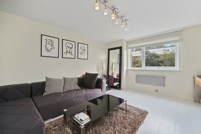 1 Bedroom Flat To Rent In Thorndike Close, London, SW10